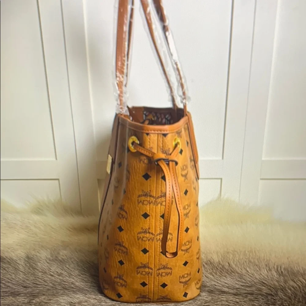MCM Tan Leather Tote Bag - Picture 5 of 9